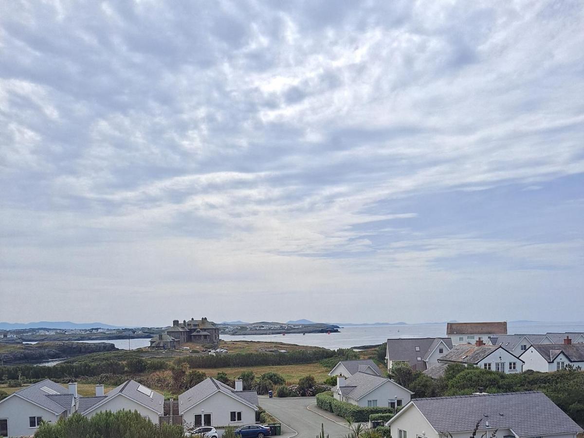 Pass The Keys Modern 2 Bedroom Apartment With Stunning Sea Views Trearddur Exterior photo