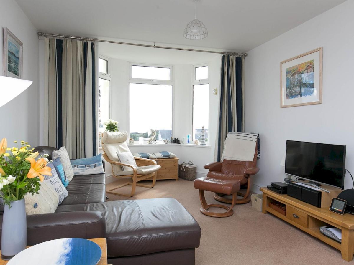 Pass The Keys Modern 2 Bedroom Apartment With Stunning Sea Views Trearddur Exterior photo