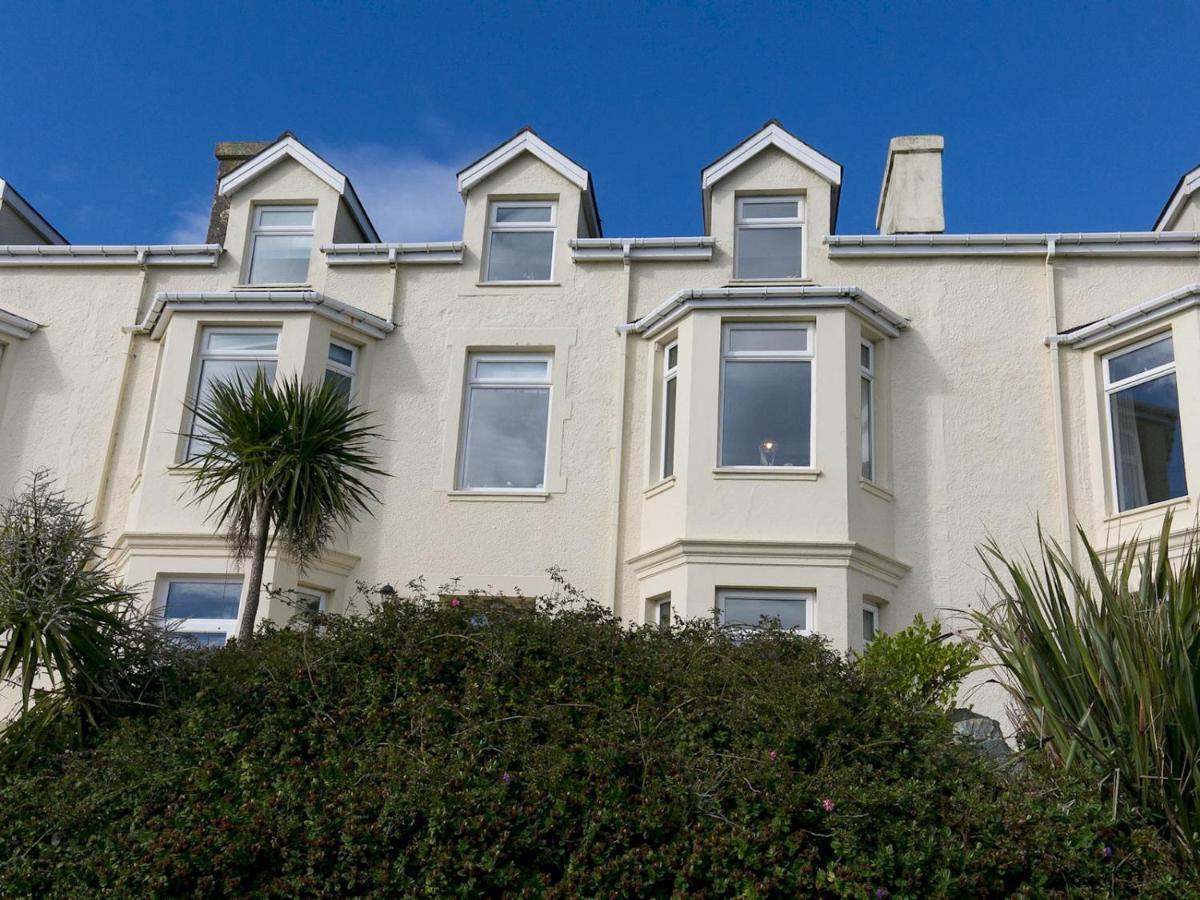 Pass The Keys Modern 2 Bedroom Apartment With Stunning Sea Views Trearddur Exterior photo